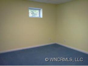 21 Eden Lane - Photo 14