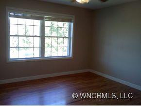 21 Eden Lane - Photo 3