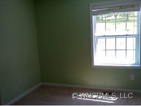 21 Eden Lane - Photo 5