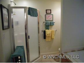 333 Thorncrest Drive - Photo 8