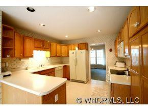 425 Panther Gap Road - Photo 5