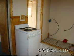 422 Riverbend Street - Photo 4