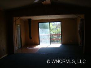 422 Riverbend Street - Photo 5