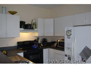 160 South Grove Street - Photo 4