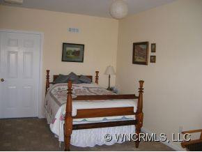 422 Three Mile Knob Rd. - Photo 14