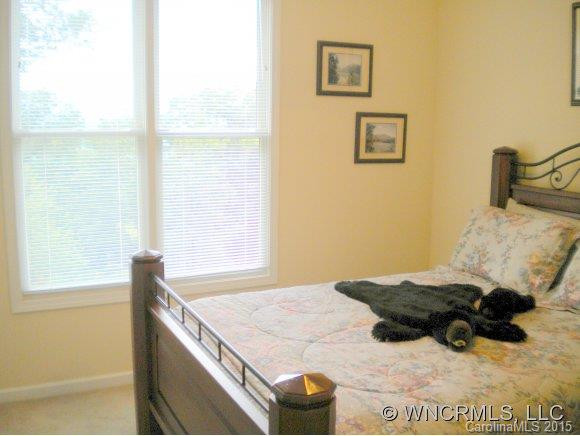 947 PRESIDENTIAL DRIVE - Photo 15