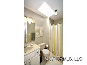 139 STRADLEY MOUNTAIN RD - Photo 8