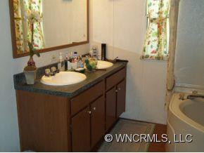 1904 Shelton Laurel Road - Photo 22
