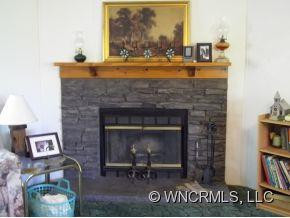 1904 Shelton Laurel Road - Photo 10