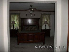 690 Greenhill Farms Drive - Photo 3