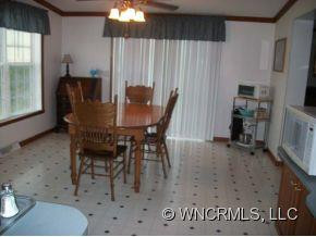 690 Greenhill Farms Drive - Photo 9