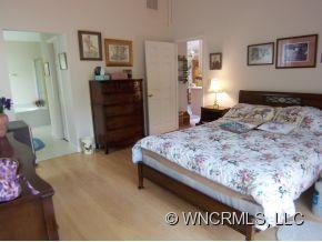 17 Laurel Hill Drive - Photo 7