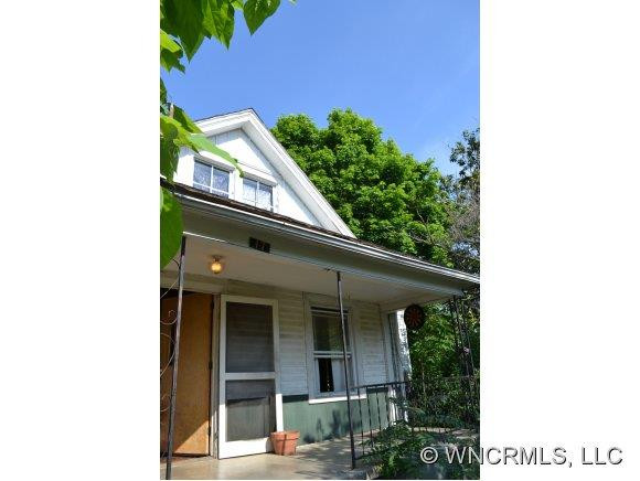 17 Mount Clare