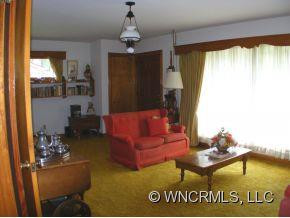 35 Rhoda Street - Photo 2