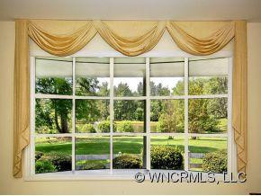 309 CRESTVIEW DRIVE - Photo 4