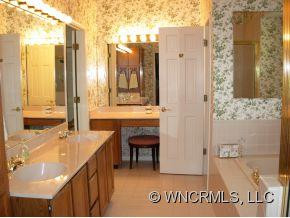 150 Club Drive - Photo 15