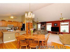 24 Glenfield Way - Photo 7