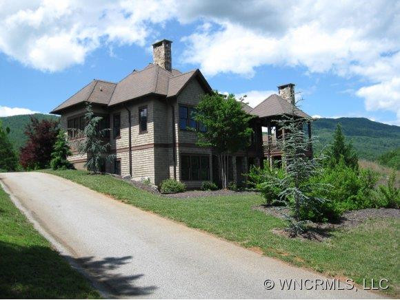 597 Chestertown Dr
