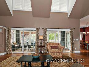 8 Hickory Ridge - Photo 2