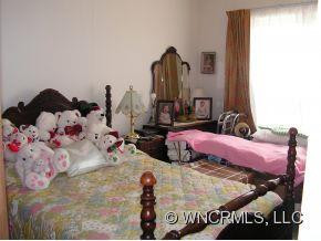 37 Maple Crescent - Photo 6
