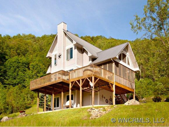 526 WAYWARD COVE