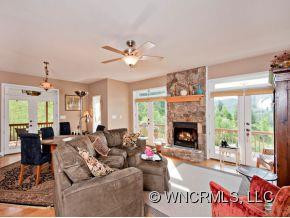 526 WAYWARD COVE - Photo 2