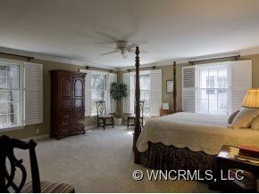 344 VANDERBILT ROAD - Photo 10