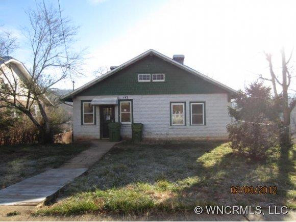 143 Blanton