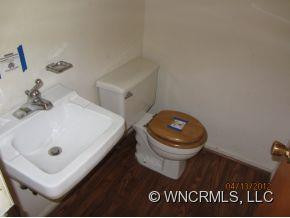 648 Enka Lake - Photo 8
