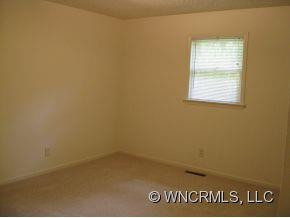 159 Haywood Knolls Drive - Photo 6