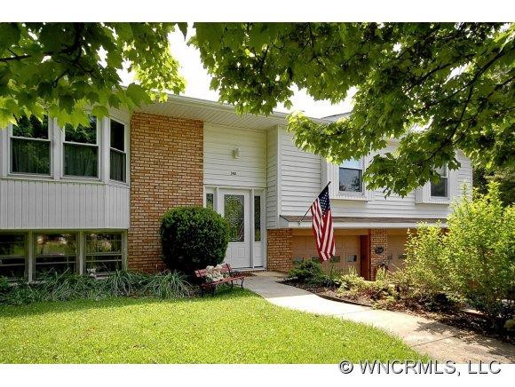 2401 Glenheath Dr.