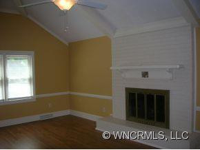 812 Pinehurst Road - Photo 2