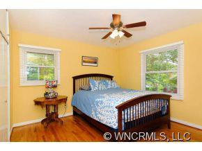 236 Saint Johns Street - Photo 11