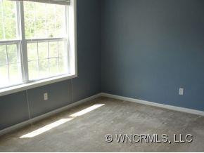 201 PEMBROOK RD - Photo 5