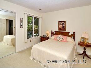 704 KENMURE DRIVE - Photo 13