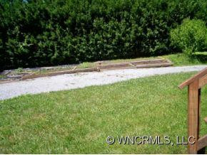 815 Davis Circle - Photo 6