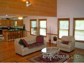 815 Davis Circle - Photo 8