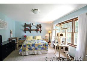 27 Glen Crest Drive - Photo 11