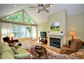 512 Candlewood Lane - Photo 2