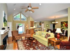 512 Candlewood Lane - Photo 4