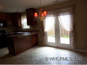 63 Farington Circle - Photo 3