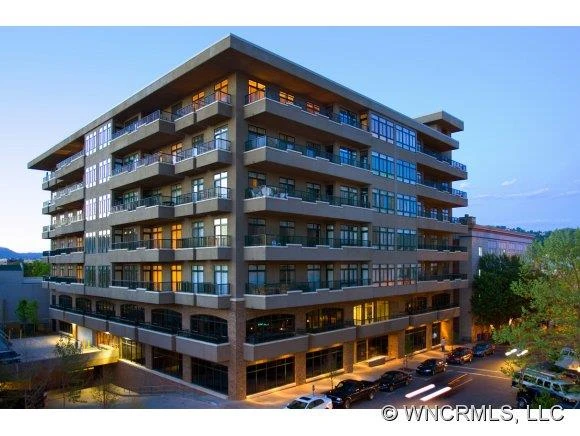 21 Battery Park Unit 406