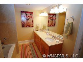 21 Battery Park Unit 406 - Photo 6