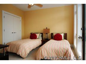 21 Battery Park Unit 406 - Photo 8