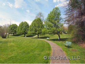 552 Woodfield Lane - Photo 17