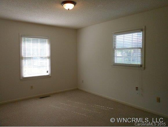 216 Stonebrook Drive - Photo 11