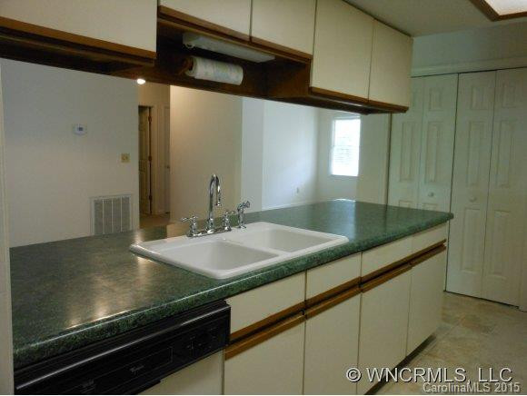 216 Stonebrook Drive - Photo 6