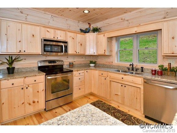 720 TRADITIONS WAY - Photo 11