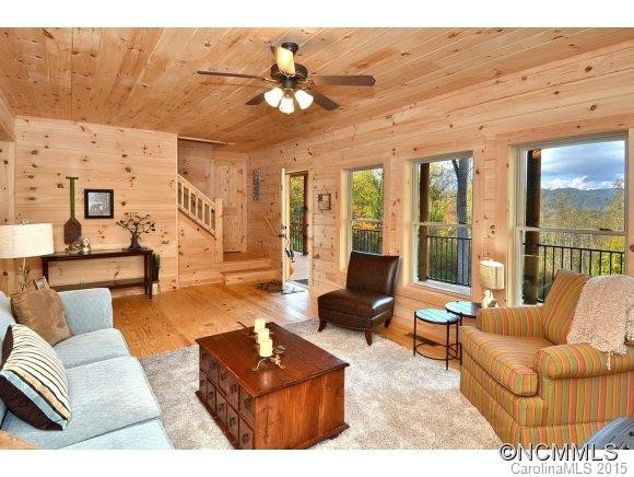 720 TRADITIONS WAY - Photo 8