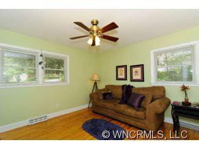 28 Pinehurst Road - Photo 8